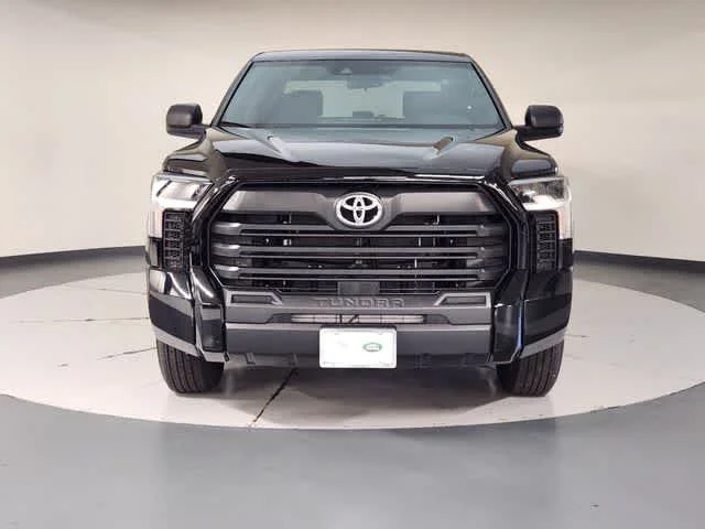 Used 2026 Midnight Black Metallic Toyota SR image 9