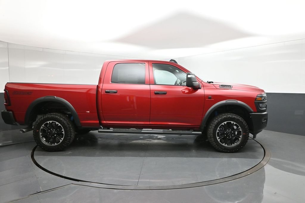 New 2026 Molten Red Pearl-Coat Exterior Paint RAM Tradesman image 26