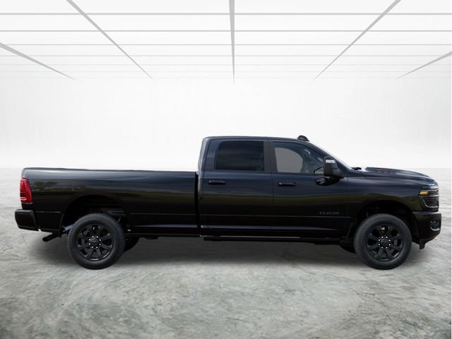 New 2026 Diamond Black Crystal Pearl-Coat Exterior Paint RAM Laramie image 21