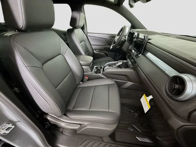 New 2026 Sterling Gray Metallic Chevrolet LT image 25