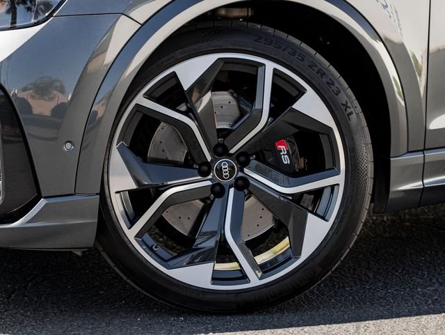 Used 2022 Daytona Gray Pearl Effect Audi 4.0T image 11