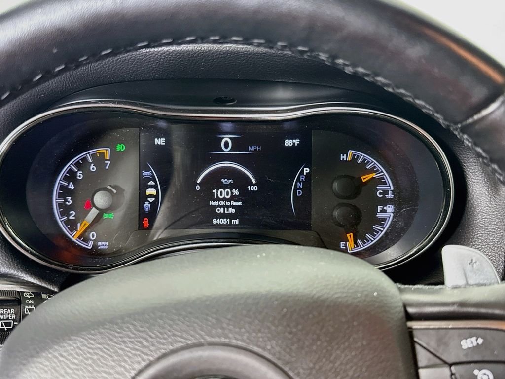 Used 2020 Diamond Black Crystal Pearlcoat Jeep Limited X image 12