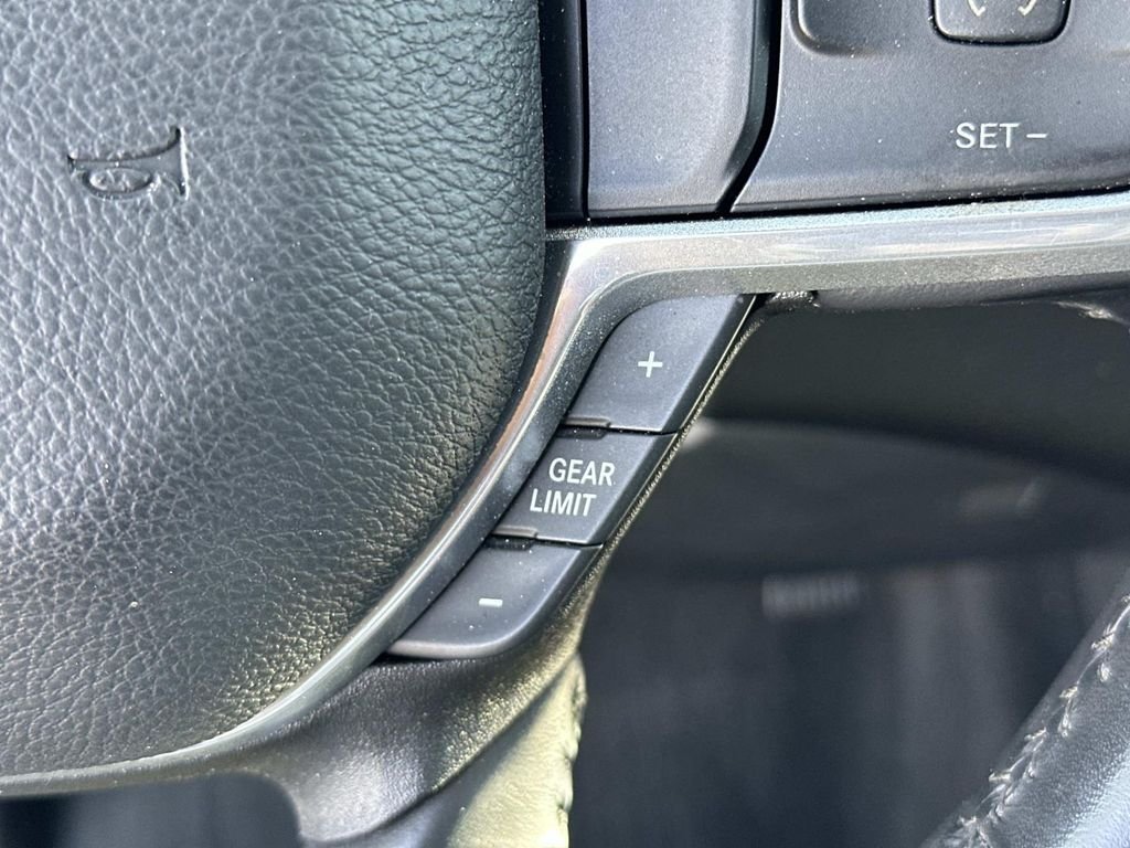 Used 2022 Blue Ram Laramie image 27