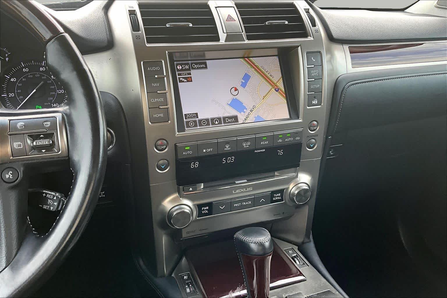 Used 2018 Silver Lining Metallic Lexus Premium image 7