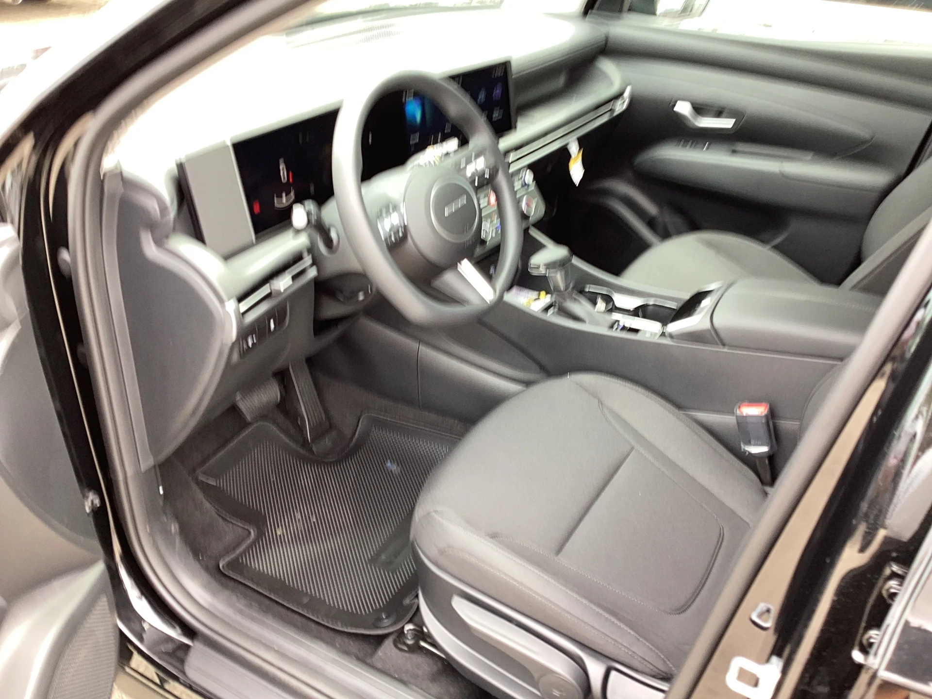 New 2026 Phantom Black Pearl Hyundai SE image 14