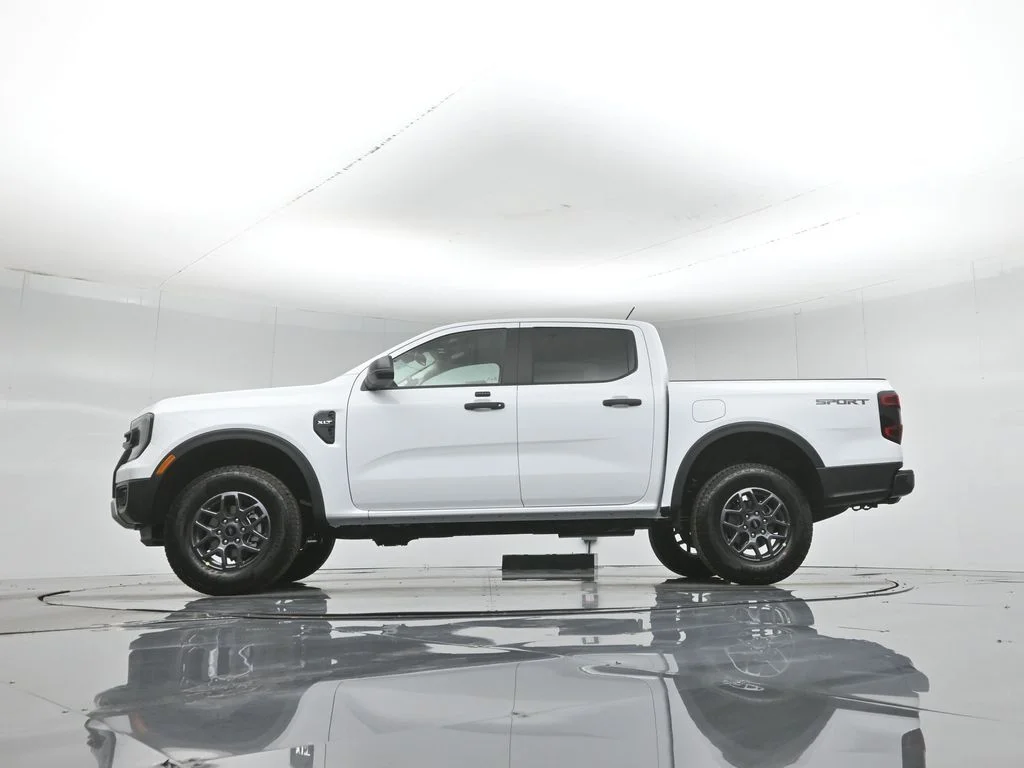 New 2026 Oxford White Ford XLT image 49
