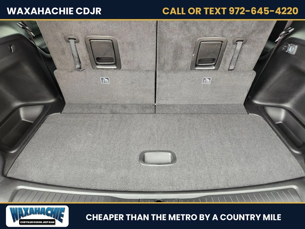 New 2026 Velvet Red Pearl-Coat Exterior Paint Jeep Laredo X image 24