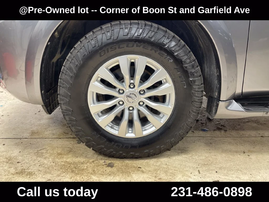 Used 2019 Gray Nissan SV image 11