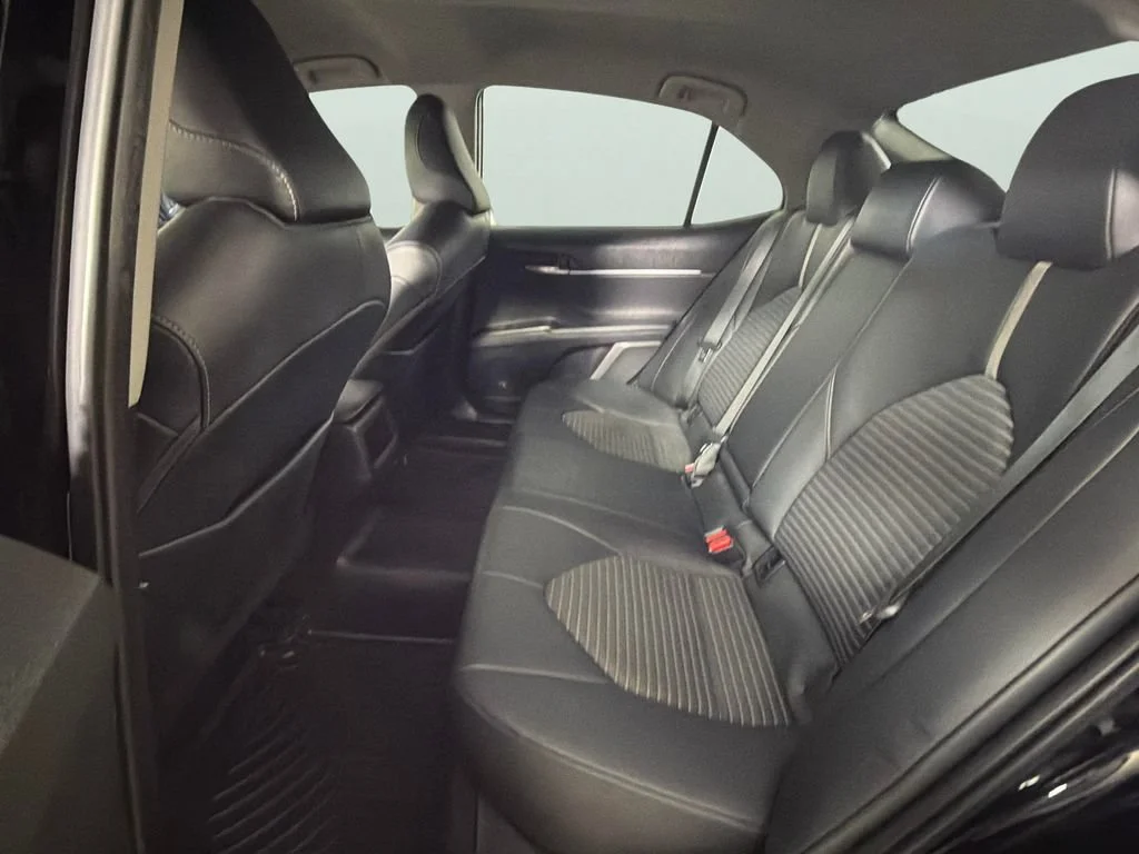 2021 Toyota Camry SE - Photo 25
