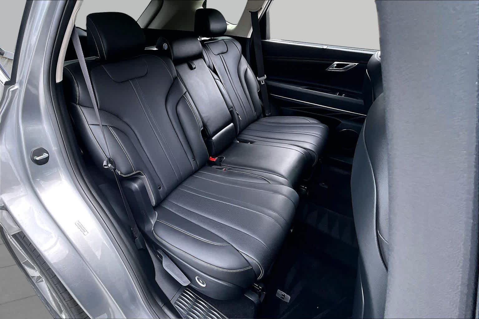2024 GENESIS GV80 Standard - Photo 39