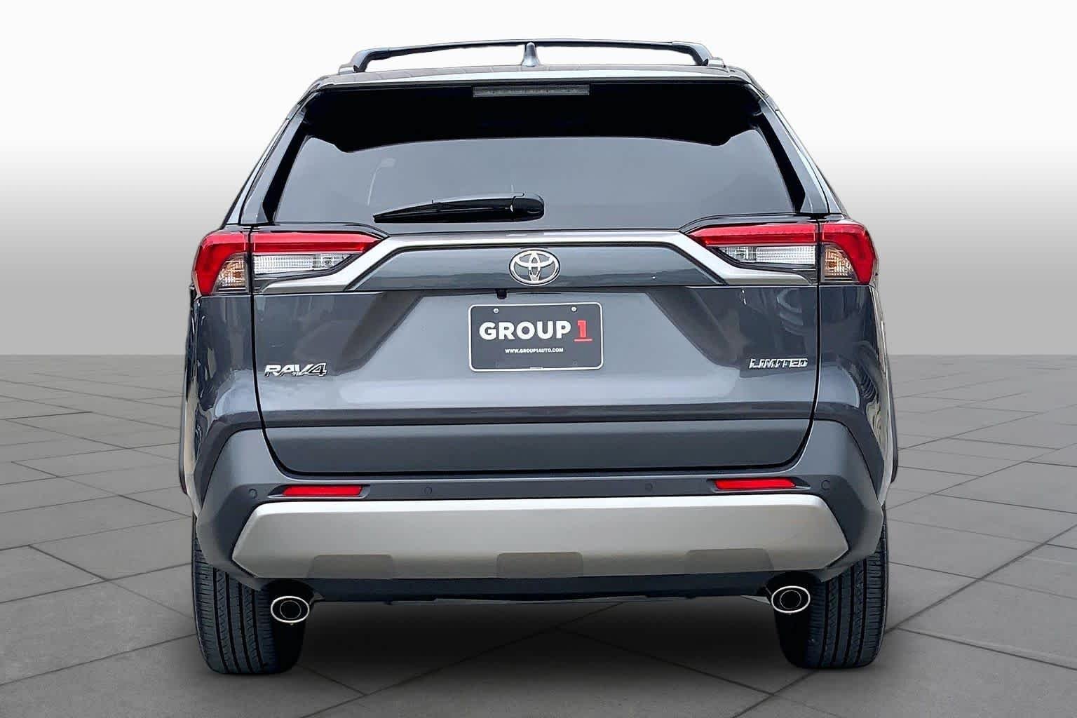 Used 2025 Magnetic Gray Metallic Toyota Limited image 5