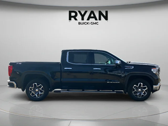 2026 GMC Sierra 1500 SLT - Photo 10