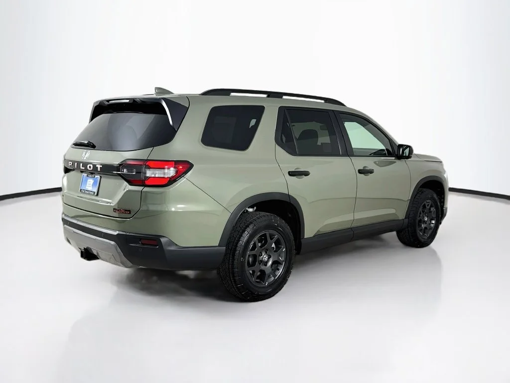 New 2026 Ash Green Metallic Honda TrailSport image 7
