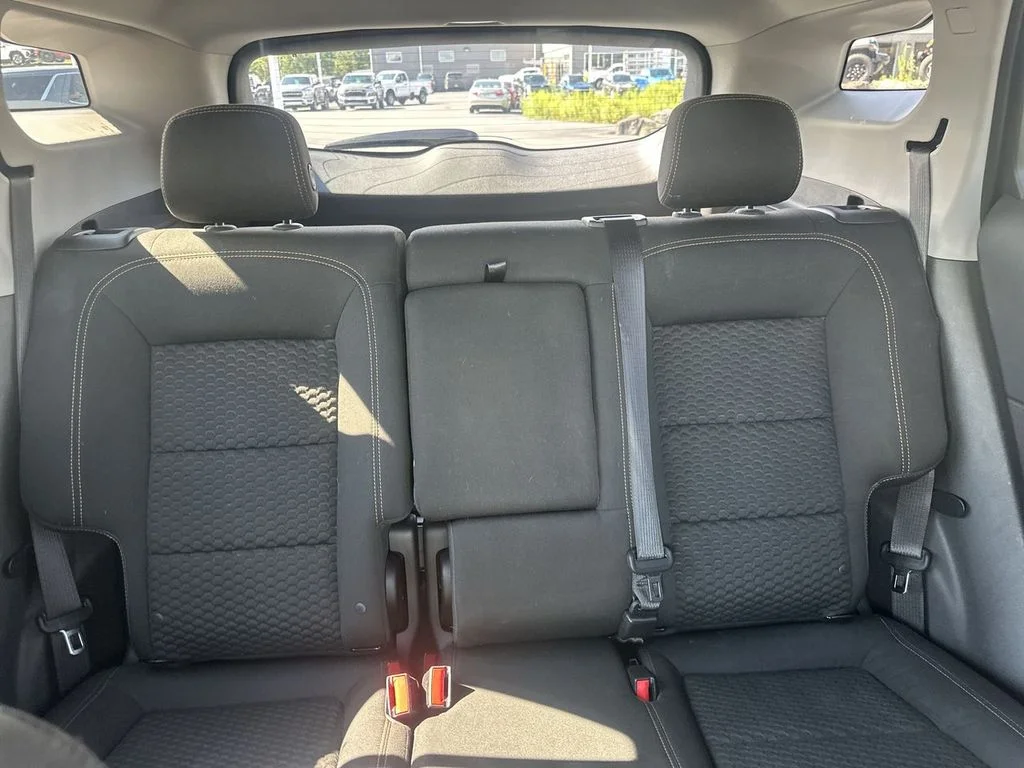 Used 2020 Gray GMC SLE image 13