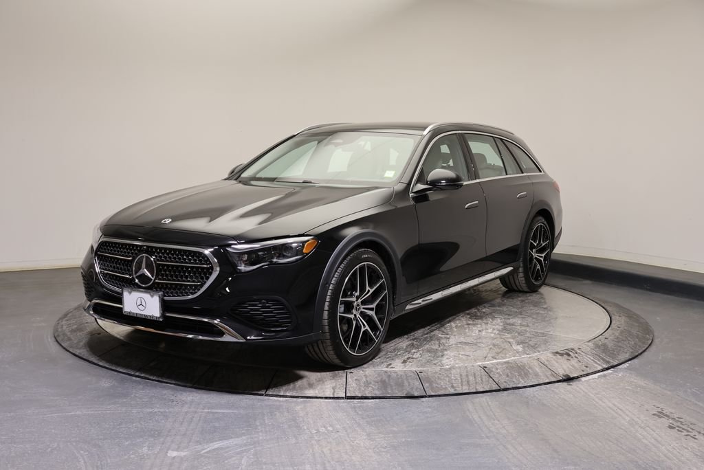 New 2026 Obsidian Black Metallic Mercedes-Benz E 450 image 3