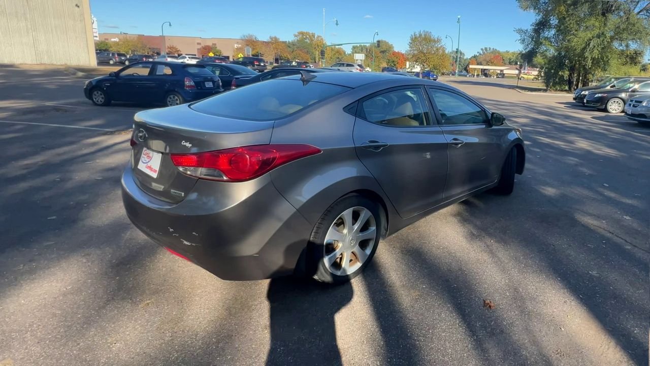 2013 Hyundai Elantra GLS photo 4