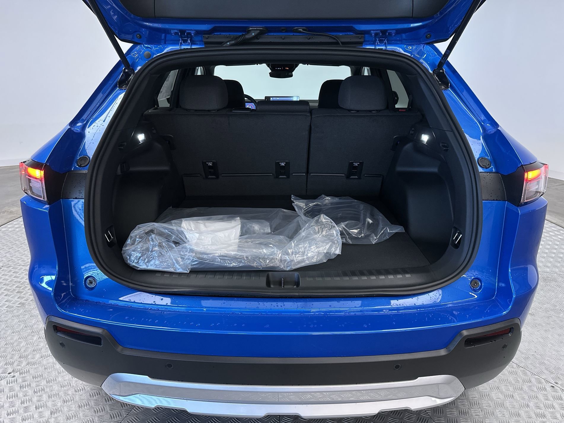 New 2026 Pacific Blue Metallic Honda EX image 23