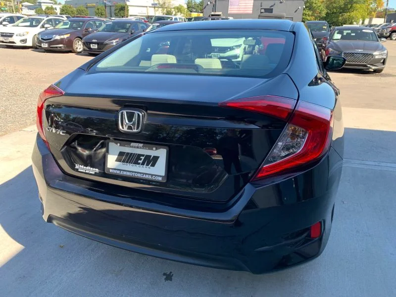 Used 2016 Black Honda LX Sedan 4D image 18