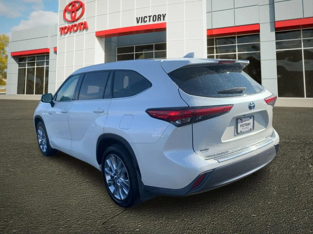 Used 2020 White Toyota Limited image 5
