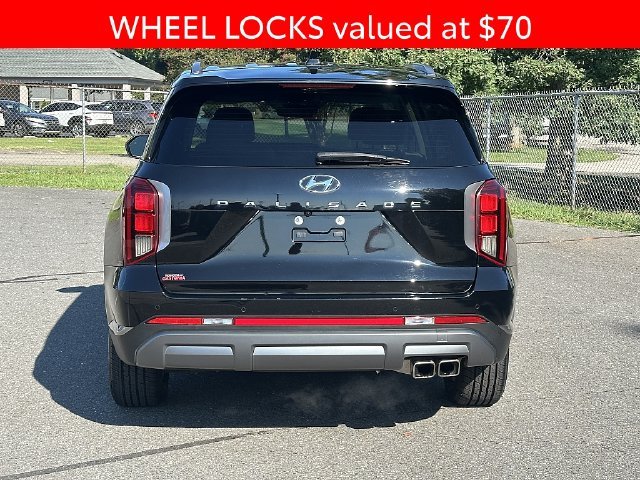 Used 2024 Black Hyundai SEL image 7