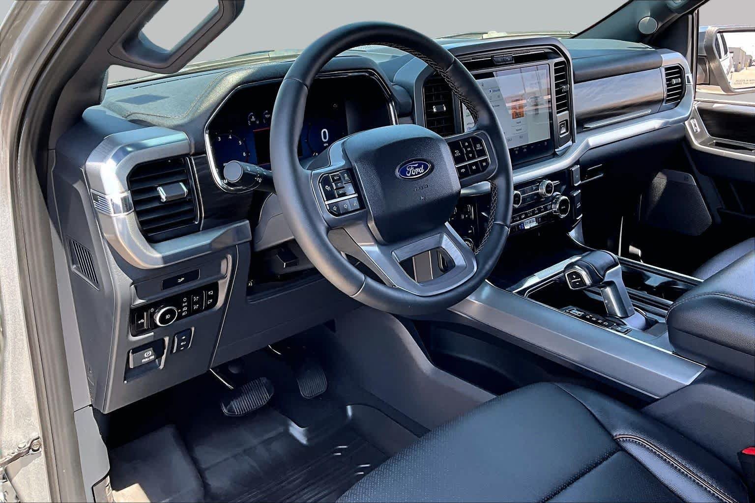 Used 2026 Iconic Silver Ford LARIAT image 17
