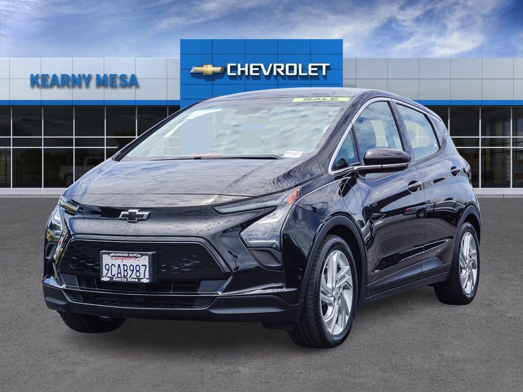 Used 2022 Black Chevrolet 1LT image 3