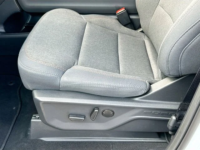 Used 2025 Silver Ford Active image 19