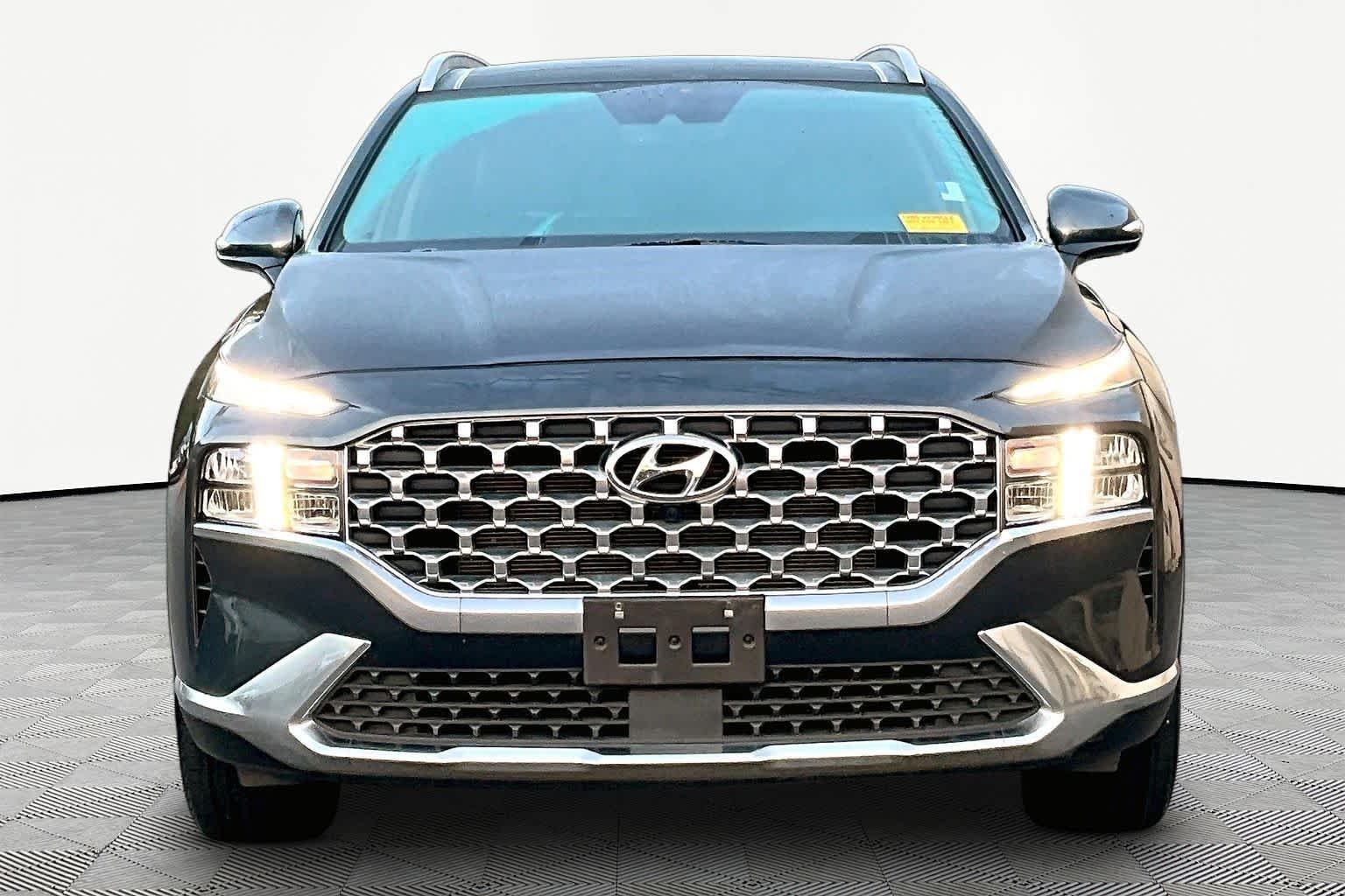 Used 2023 Portofino Gray Hyundai SEL image 4