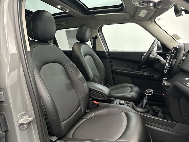 Used 2019 Gray MINI  image 28