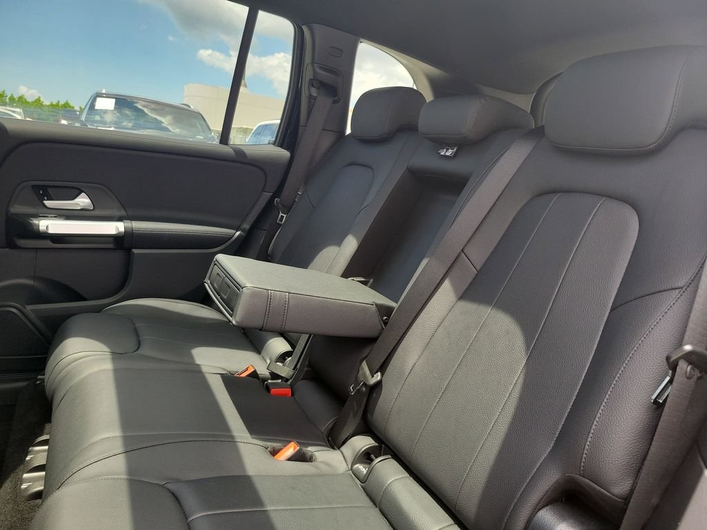 Certified Used 2022 Black Mercedes-Benz GLB 250 image 12