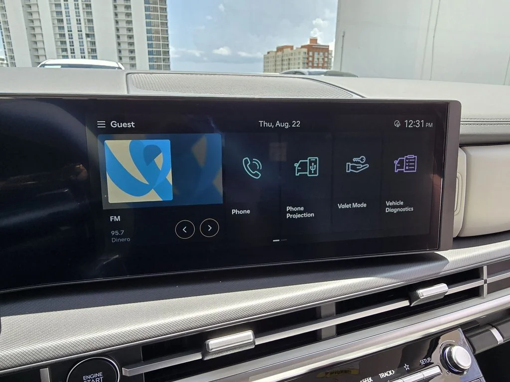 New 2027 Gray Hyundai SEL image 18