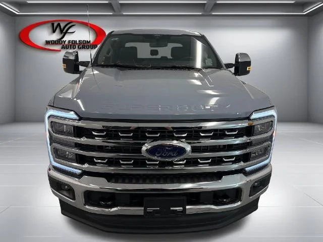 New 2026 Glacier Gray Metallic Tri-Coat Ford F-250® Lariat® image 21