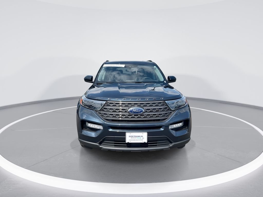 Used 2023 Blue Ford XLT image 3