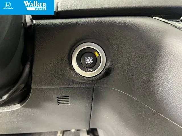 2025 Chrysler Pacifica Select - Photo 30