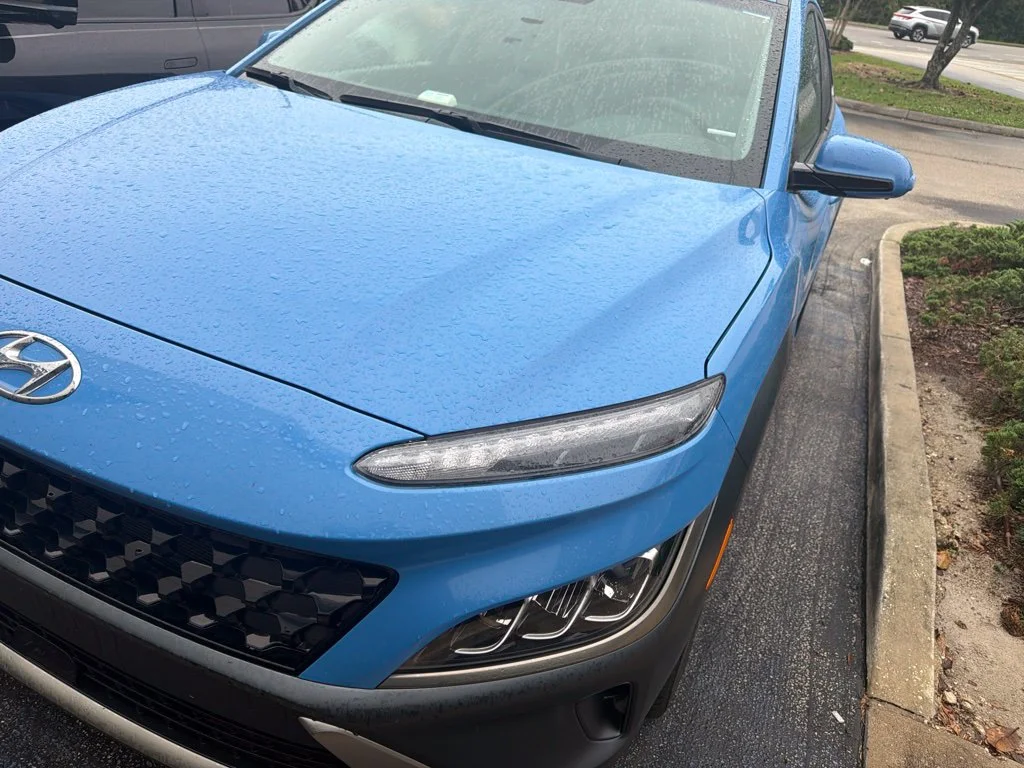 Used 2022 Blue Hyundai Limited image 2