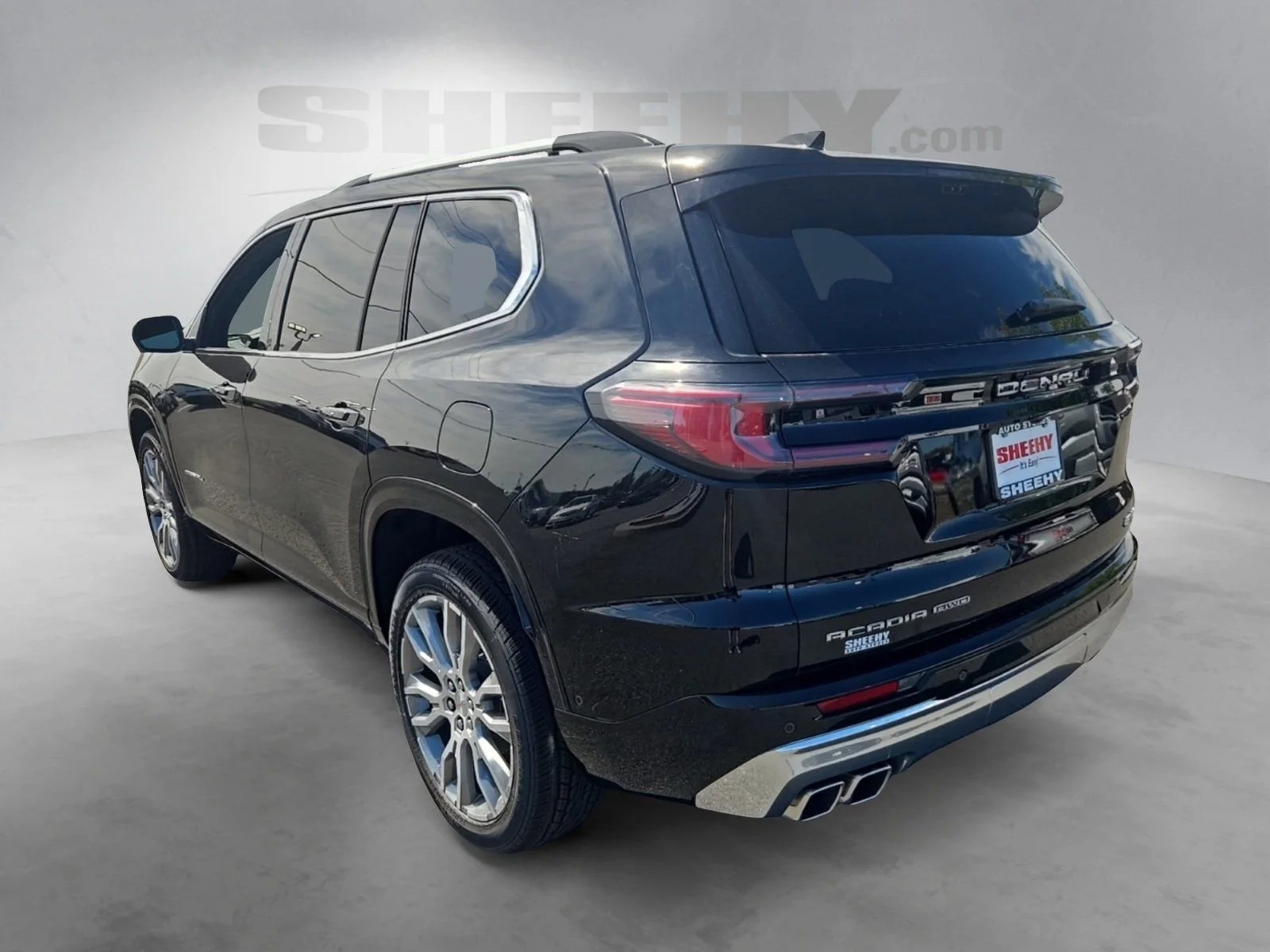 2026 GMC Acadia Denali - Photo 6