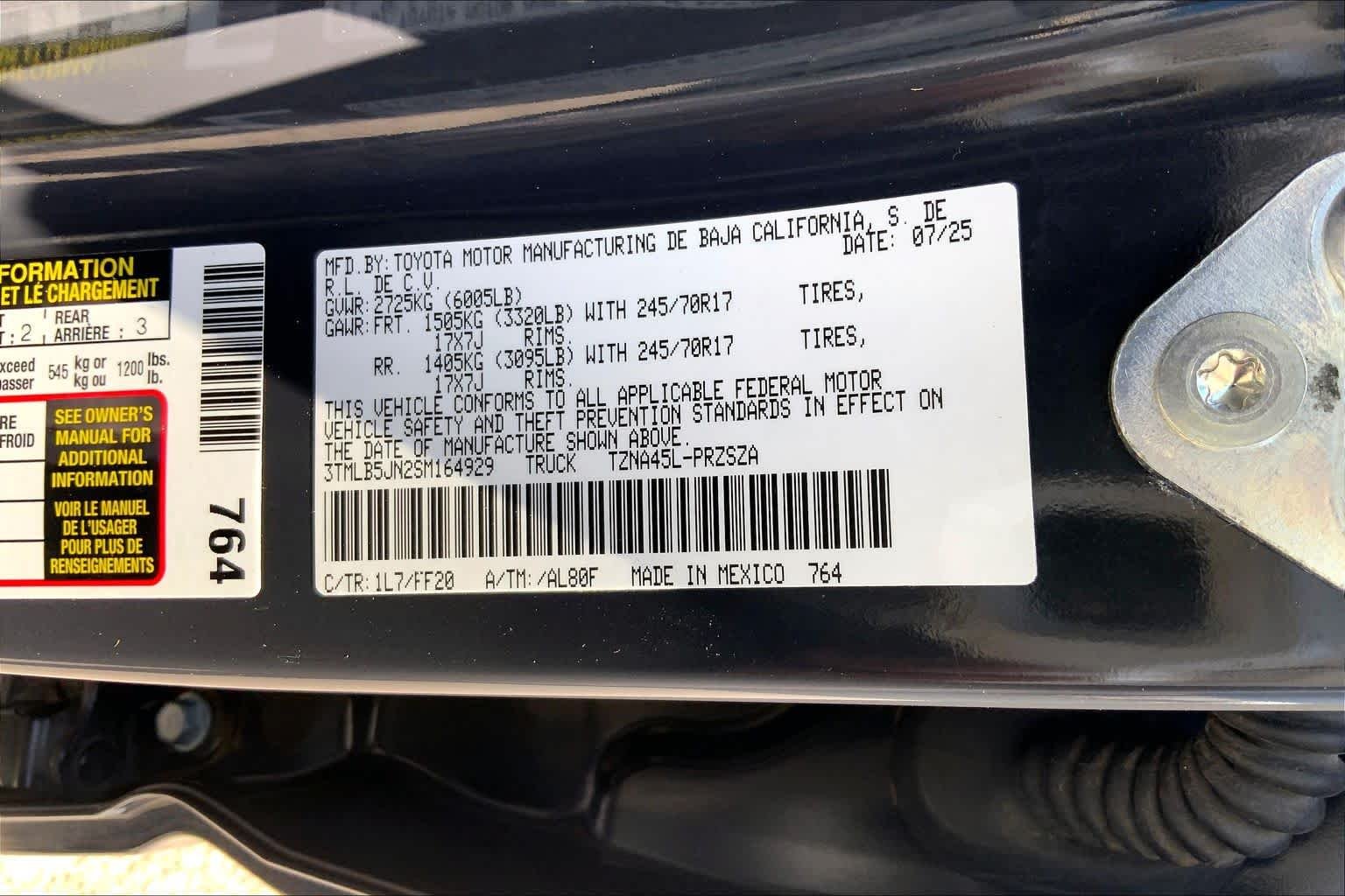 Used 2025 Underground Toyota SR5 image 36