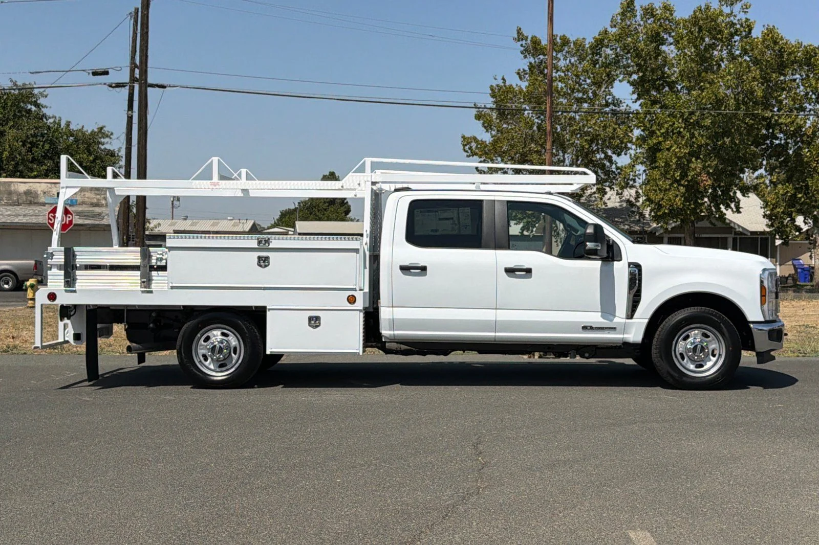 New 2026 Oxford White Ford F-350® XL image 3