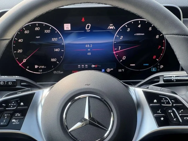 2026 Mercedes-Benz GLC Base - Photo 9