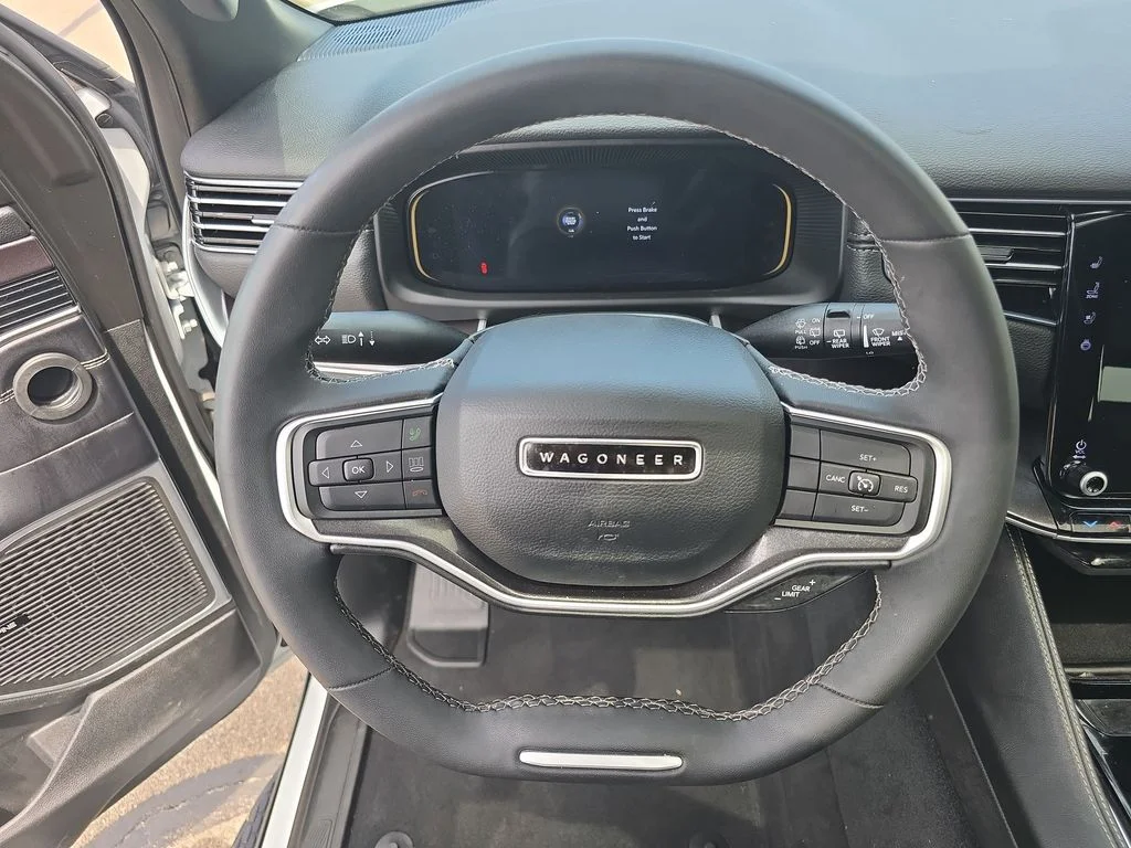 Used 2023 White Jeep Base image 25
