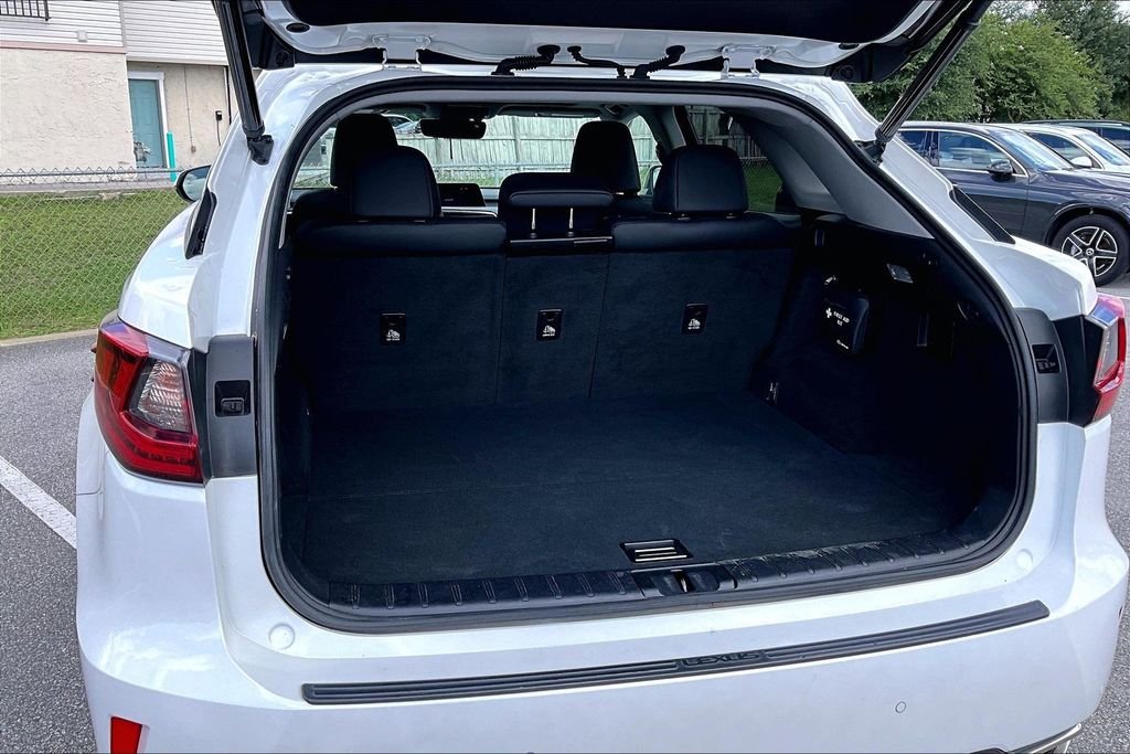 Used 2019 White Lexus 350 image 36