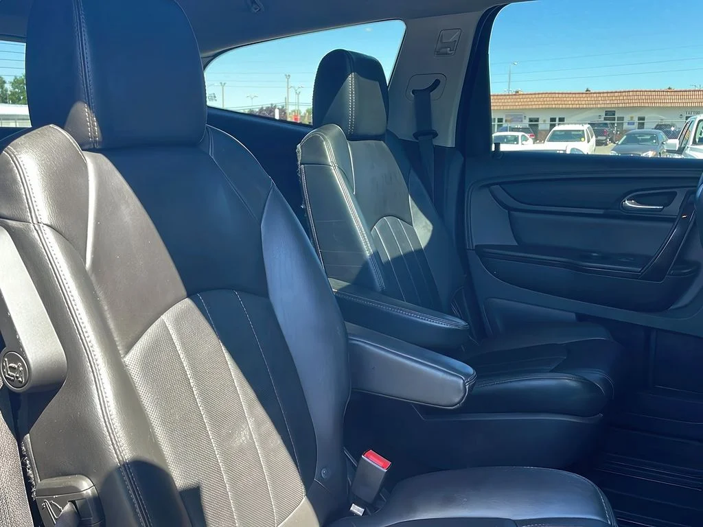 Used 2015 Siren Red Tintcoat Chevrolet LTZ image 25