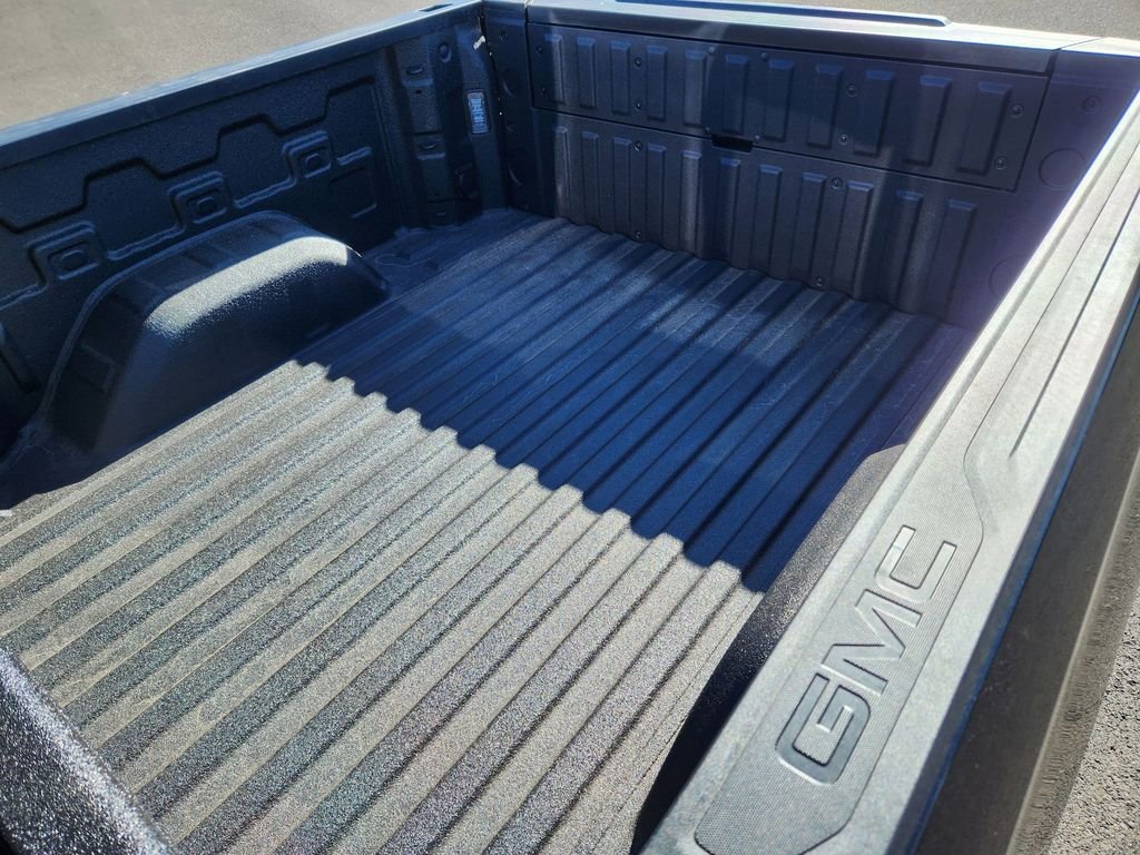 New 2026 Onyx Black GMC SLT image 16