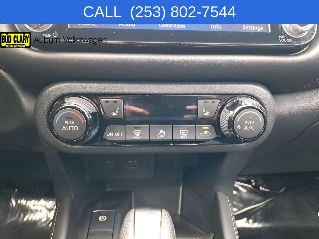 Used 2021 Gray Nissan SR image 27