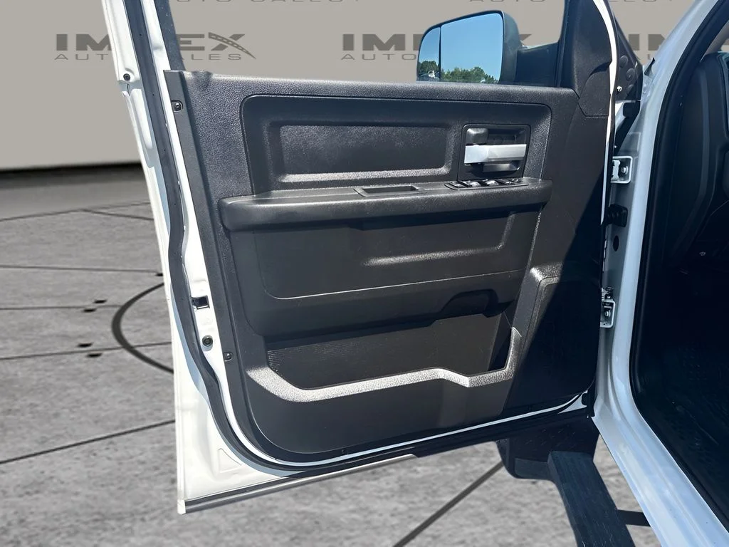 Used 2019 White Ram Tradesman image 18