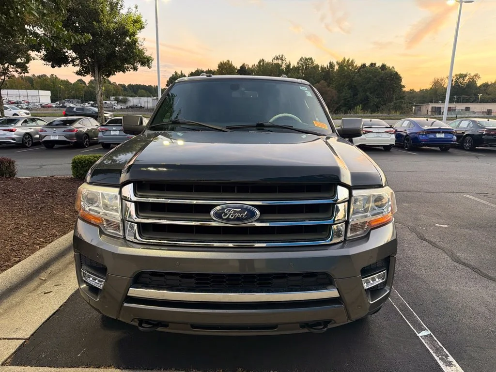 Used 2017 Gray Ford Limited image 2