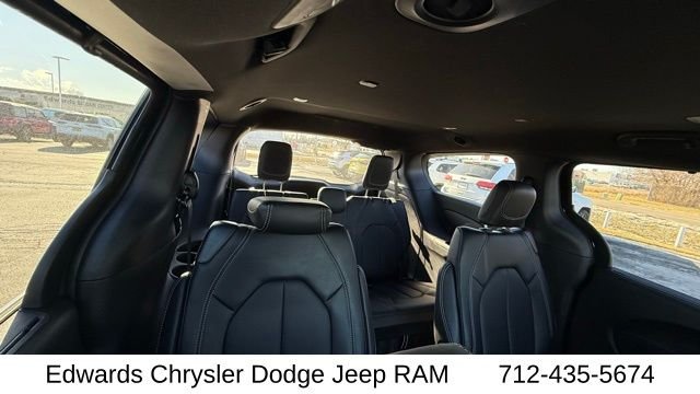 2026 Chrysler Pacifica Select - Photo 36