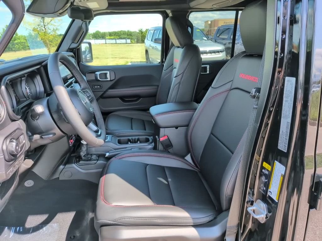 New 2026 Black Clear-Coat Exterior Paint Jeep Rubicon image 19