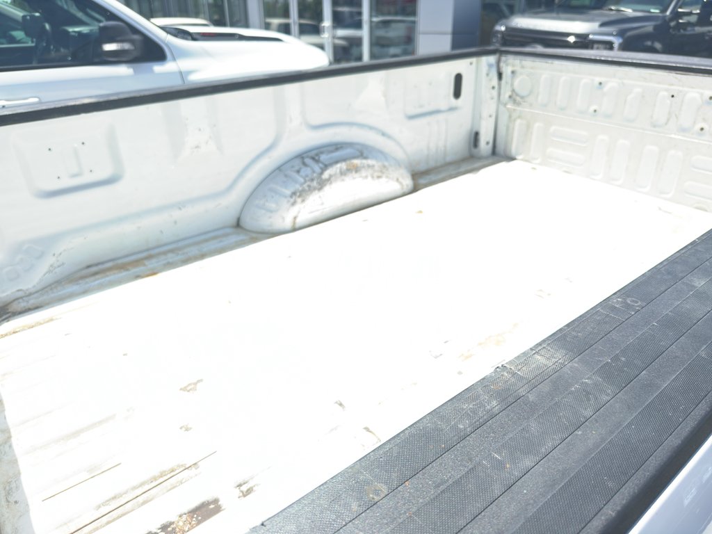 Used 2022 Oxford White Ford XL image 4