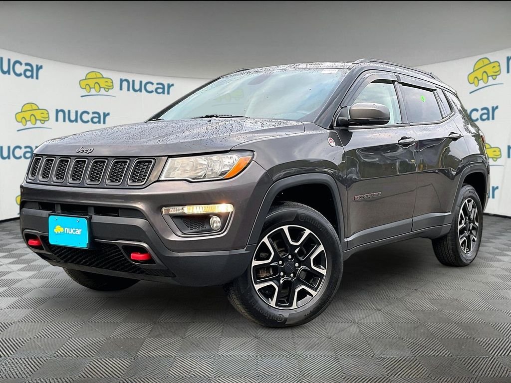 Used 2020 Granite Crystal Metallic Clearcoat Jeep Trailhawk image 3